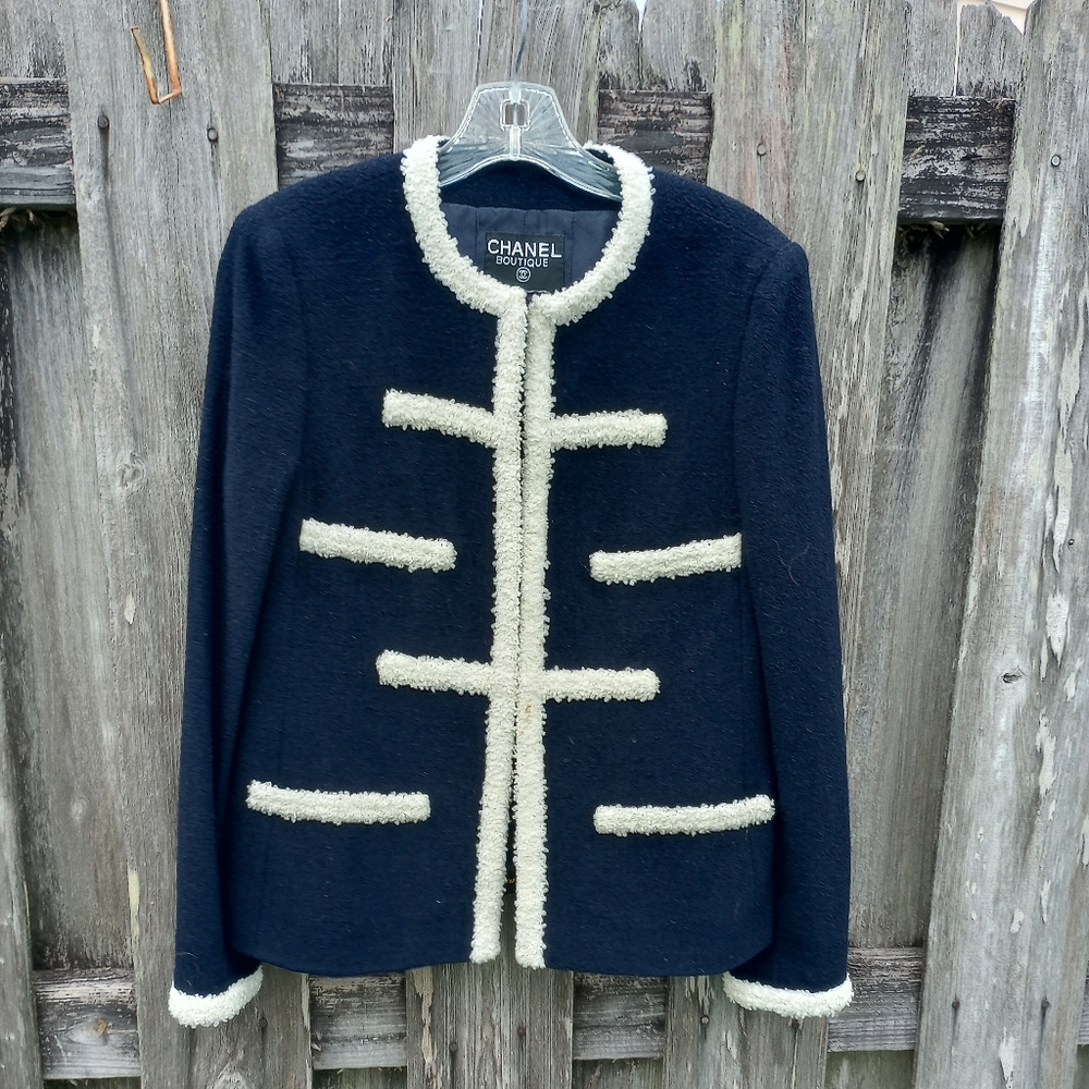 Chanel navy blue collarless jacket rare! - Picture 1 of 10